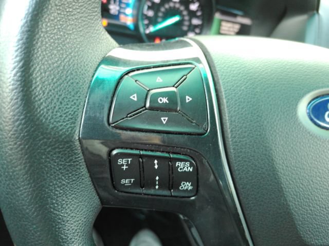 Used 2016 Ford Explorer Limited w/ Equipment Group 303A AWD/4WD image 38
