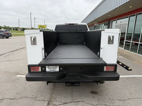 Used 2022 Chevrolet Silverado 2500 W/T w/ WT Convenience Package RWD image 5