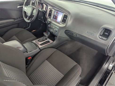 Used 2023 Dodge Charger R/T w/ Blacktop Package image 36