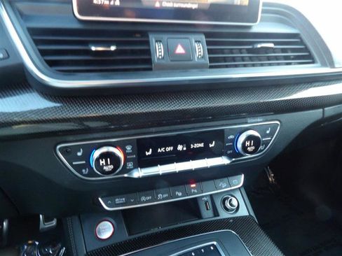 Used 2019 Audi SQ5 Prestige w/ Prestige Package image 39
