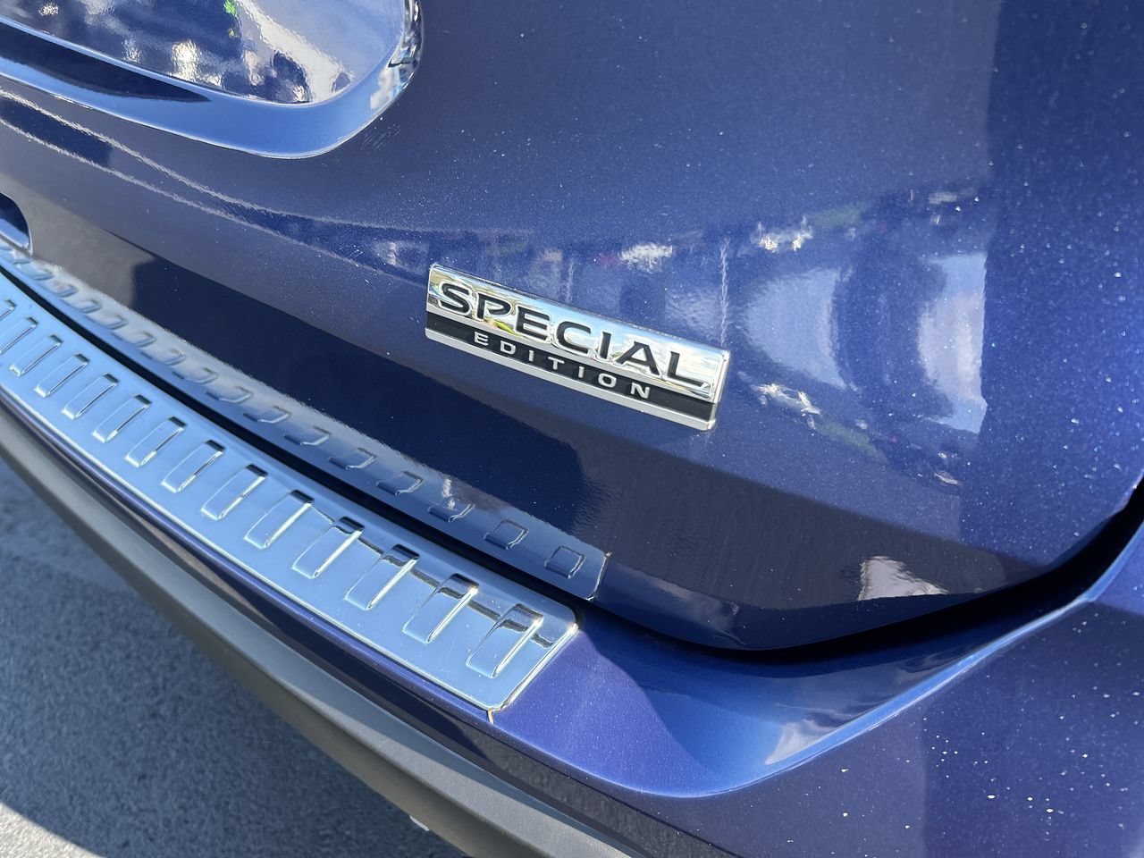 Used 2019 Nissan Rogue S w/ Special Edition Package FWD image 10