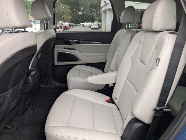 Used 2024 Kia Telluride S w/ S Sunroof Package FWD image 15