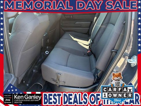 Used 2024 Toyota Tacoma SR AWD/4WD image 20