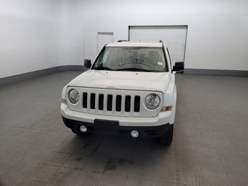 Used 2017 Jeep Patriot Sport w/ Power Value Group AWD/4WD image 15