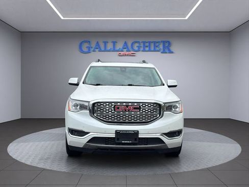 Used 2017 GMC Acadia Denali w/ Technology Package AWD/4WD image 12