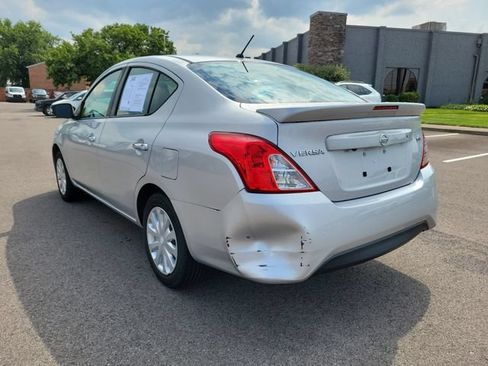 Used 2019 Nissan Versa SV FWD image 5
