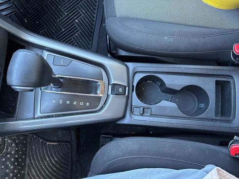 Used 2015 Chevrolet Captiva Sport LS image 31