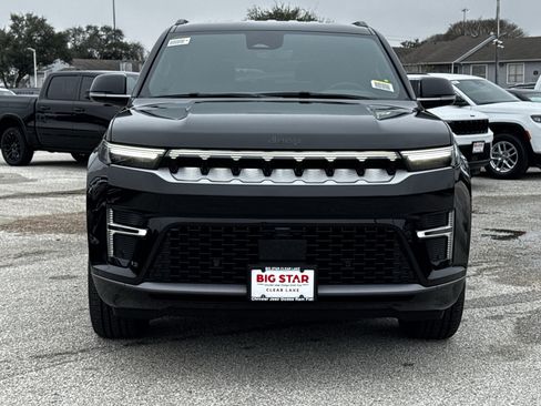 New 2026 Jeep Grand Wagoneer L 4DR 4WD image 3