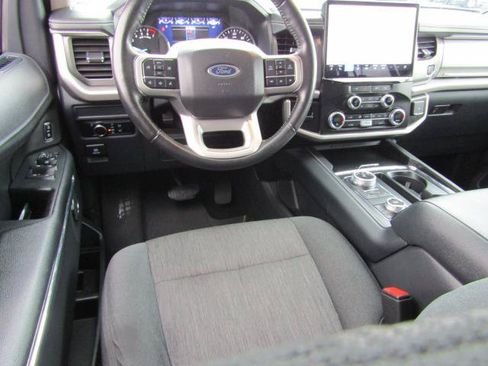 Certified 2024 Ford Expedition XLT AWD/4WD image 2