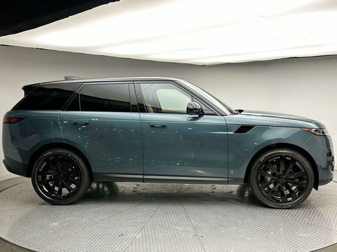 New 2026 Land Rover Range Rover Sport SE image 12