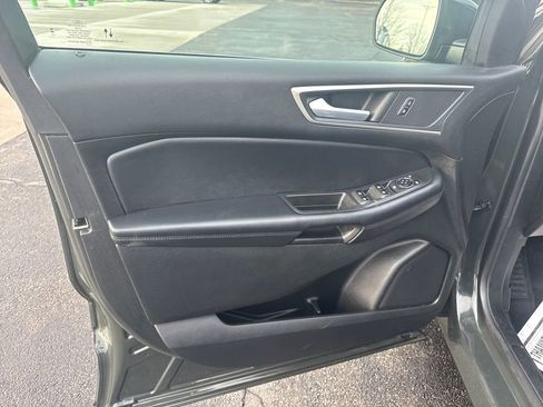 Used 2024 Ford Edge SEL w/ Convenience Package image 22