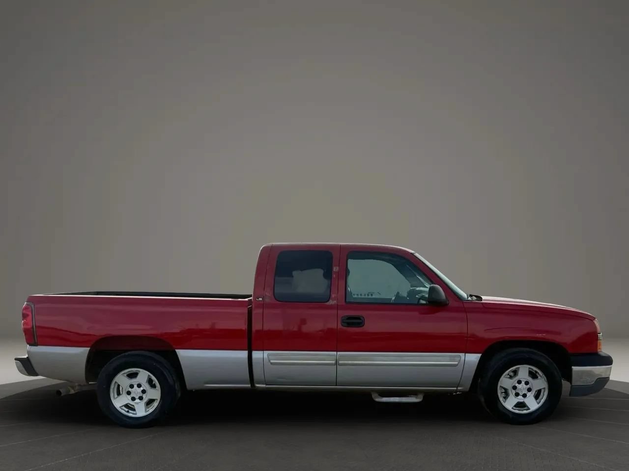 Used 2005 Chevrolet Silverado 1500 LS w/ Light Duty Power Package RWD image 4