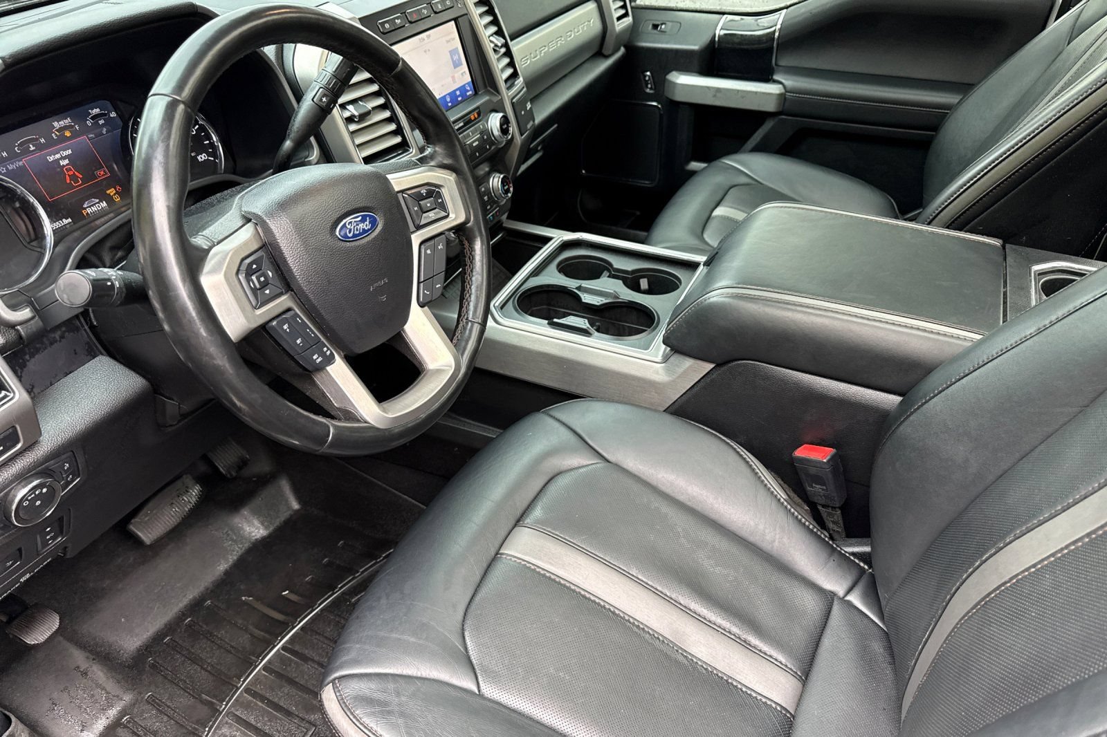 Used 2021 Ford F350 Platinum w/ FX4 Off-Road Package AWD/4WD image 10