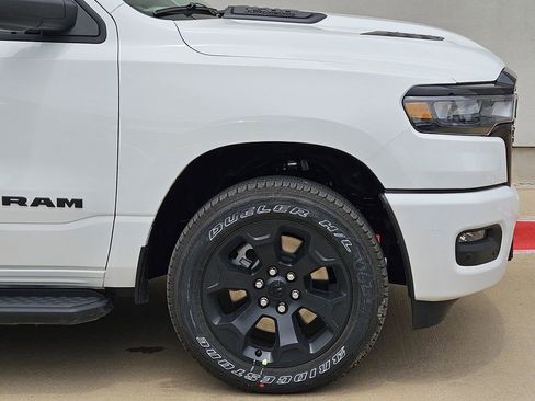 New 2026 RAM 1500 Express AWD/4WD image 6