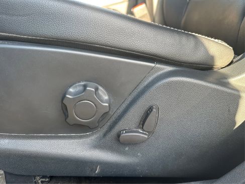 Used 2020 Ford EcoSport Titanium image 38