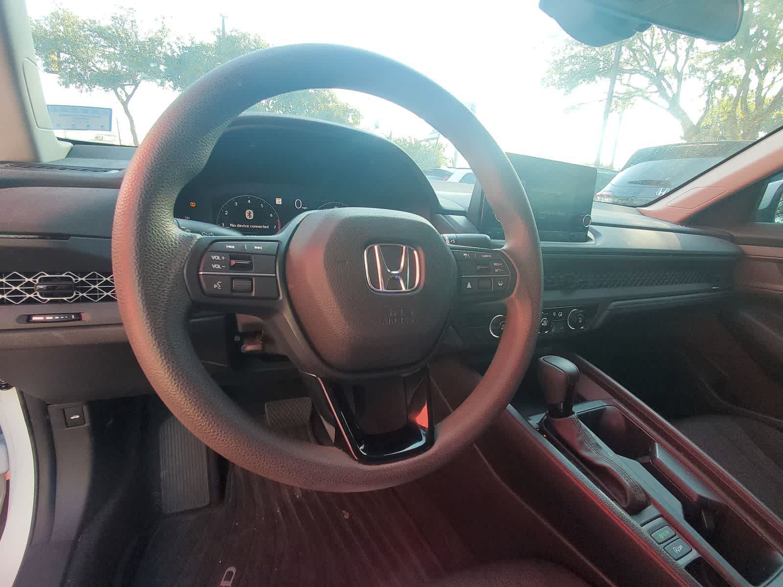 Used 2023 Honda Accord LX image 13