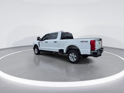 Used 2026 Ford F250 XLT AWD/4WD image 6