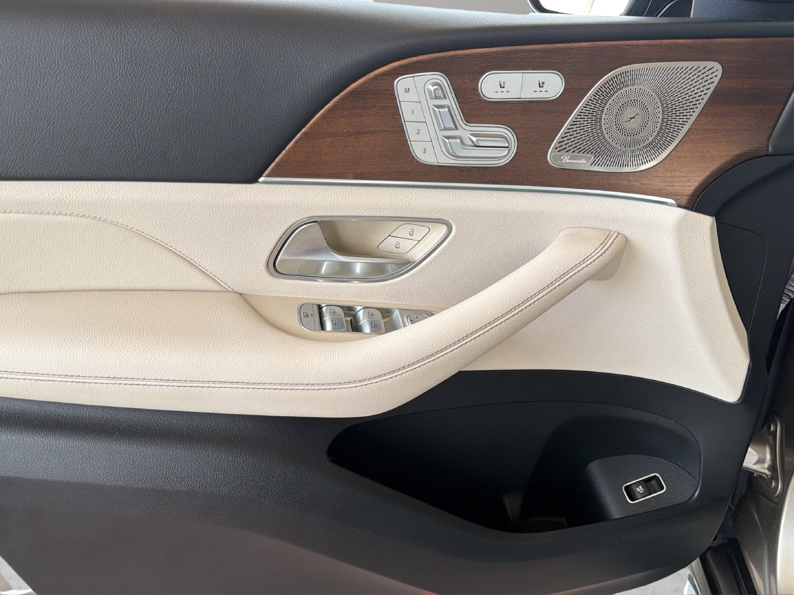 Used 2022 Mercedes-Benz GLE 350 image 9