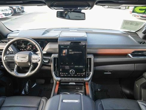 Used 2025 GMC Yukon XL Denali w/ Sun & Power Step Package image 14