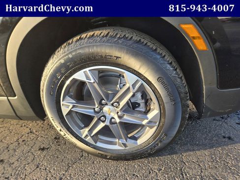 Used 2025 Chevrolet Blazer LT image 37