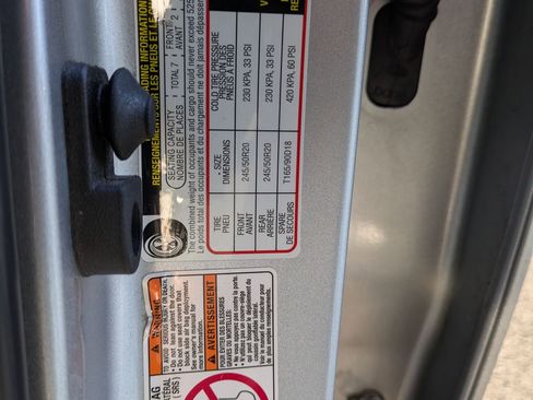 Used 2020 Subaru Ascent Limited w/ Technology Package image 25