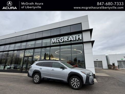 Used 2023 Subaru Outback Premium image 1