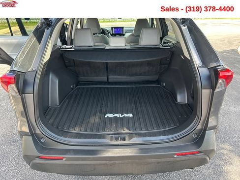 Used 2023 Toyota RAV4 XLE Premium AWD/4WD image 21