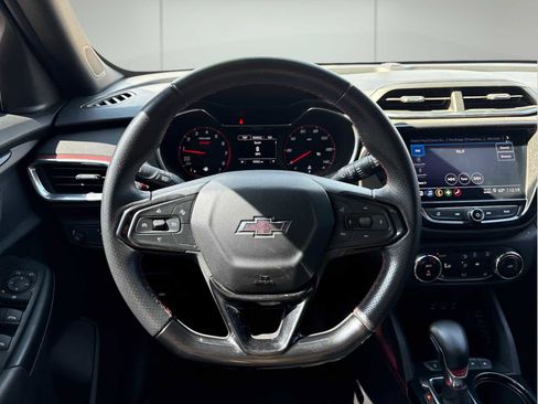 Used 2021 Chevrolet TrailBlazer RS w/ Convenience Package image 23