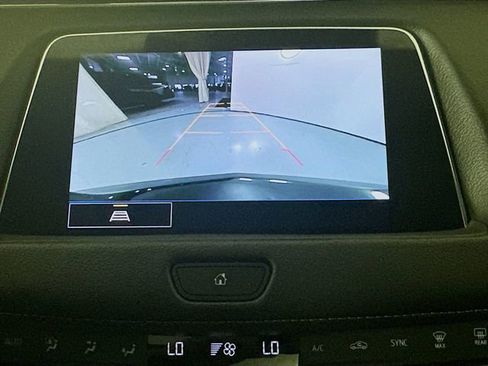 Used 2023 Cadillac XT4 Sport w/ Technology Package image 14