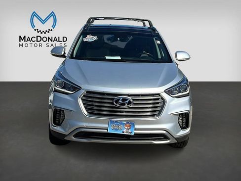 Used 2017 Hyundai Santa Fe FWD image 3