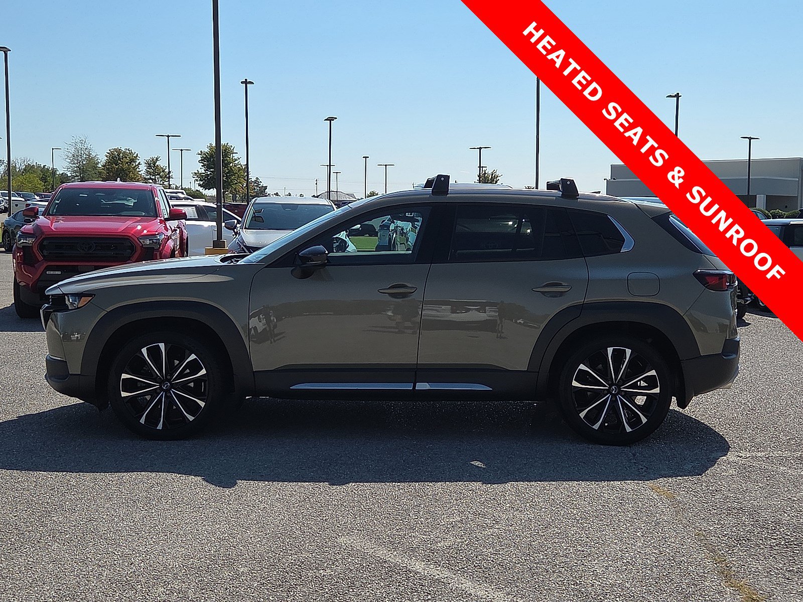 Used 2024 MAZDA CX-50 AWD 2.5 Turbo w/ Accent Package image 3