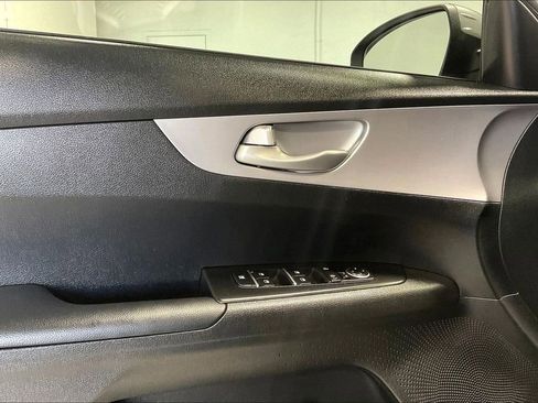 Used 2024 Kia Forte LXS image 19