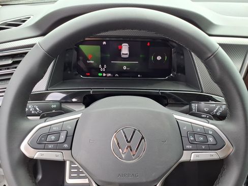 New 2026 Volkswagen Atlas Peak Edition AWD/4WD image 18