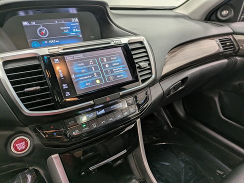 Used 2016 Honda Accord EX-L image 10