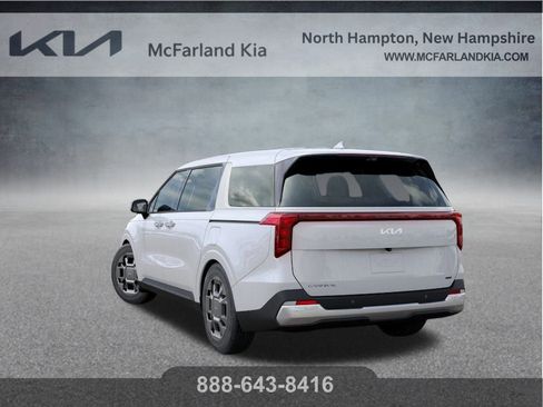New 2026 Kia Carnival EX FWD image 4