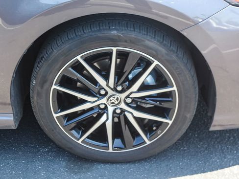 Used 2023 Toyota Camry SE w/ Convenience Package FWD image 12