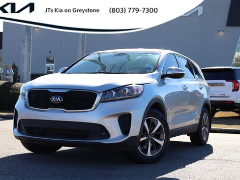 Used 2020 Kia Sorento LX image 1