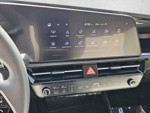 Used 2023 Kia Niro EX FWD image 15