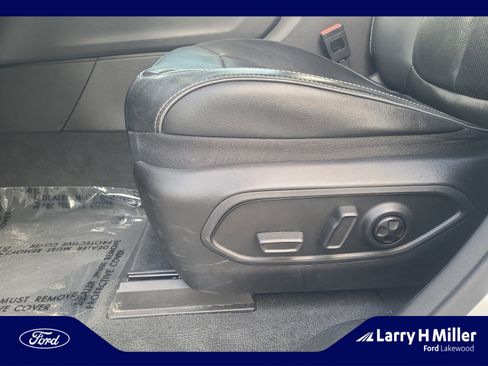 Used 2022 Jeep Grand Cherokee Overland AWD/4WD image 14