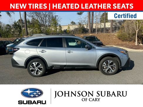 Certified 2022 Subaru Outback Limited XT image 3