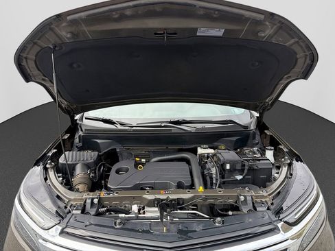 Used 2023 Chevrolet Equinox LT image 40