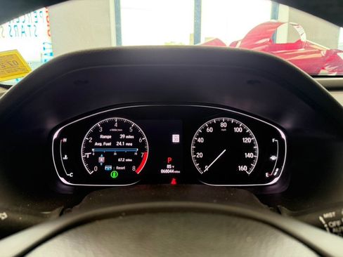 Used 2018 Honda Accord Touring image 38