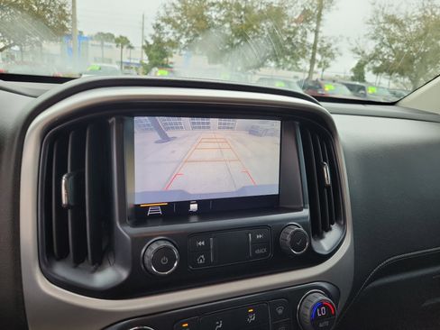 Used 2019 GMC Canyon SLE w/ SLE Convenience Package image 22