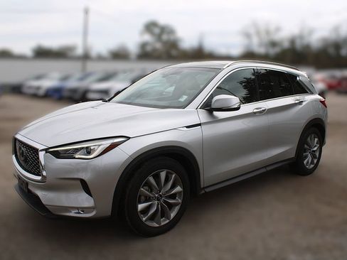 Used 2021 INFINITI QX50 Luxe image 16