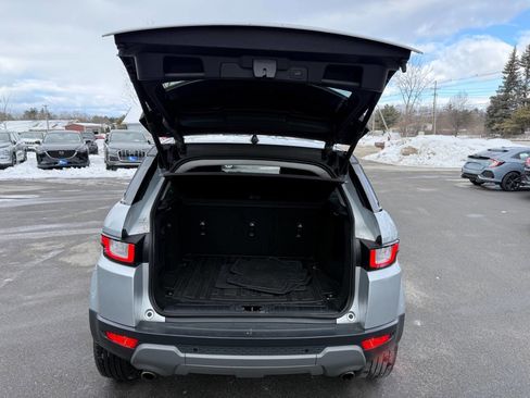 Used 2018 Land Rover Range Rover Evoque image 13