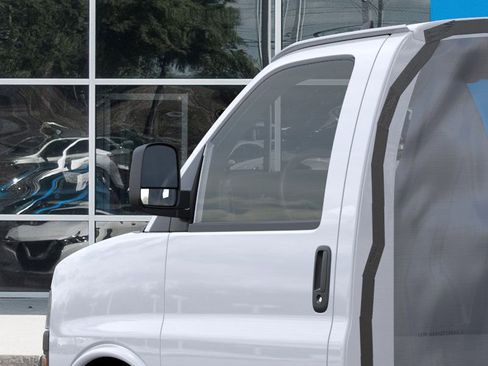 New 2026 Chevrolet Express 3500 image 14