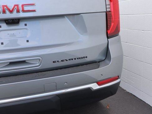 New 2026 GMC Yukon XL Elevation image 7