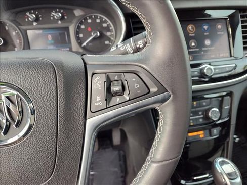 Used 2022 Buick Encore Preferred w/ Safety Package image 16