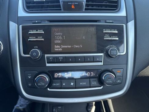 Used 2017 Nissan Altima 2.5 SV image 25