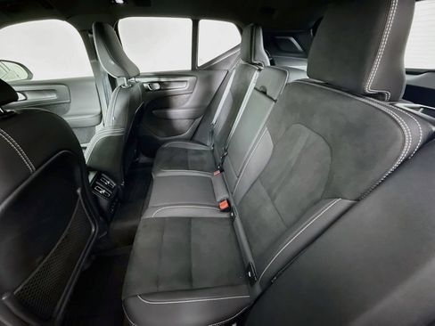 Used 2023 Volvo XC40 Recharge Ultimate w/ Protection Package Premier AWD/4WD image 25